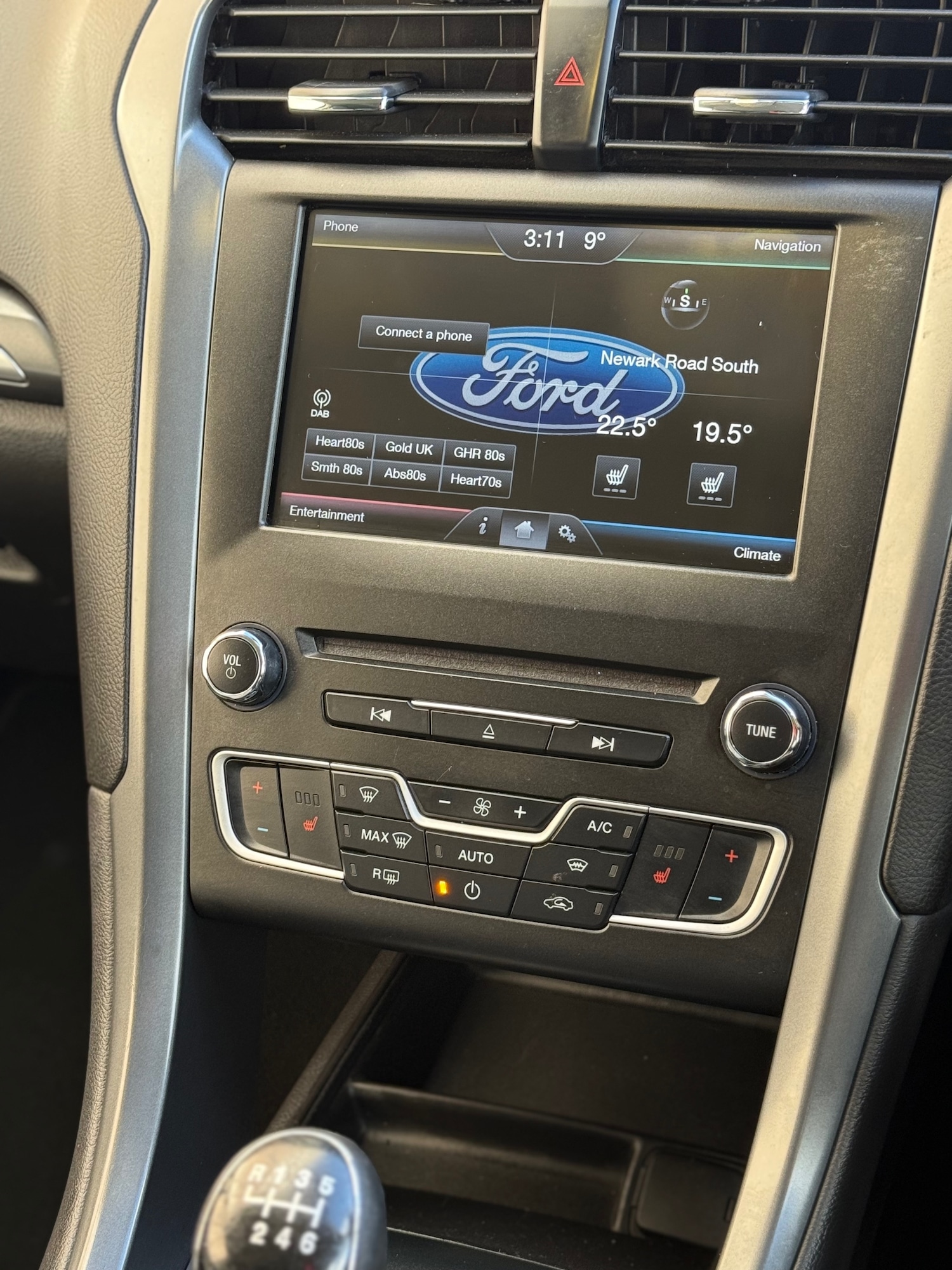 Used Ford Mondeo 2015 for sale - 76375616: Photo 8