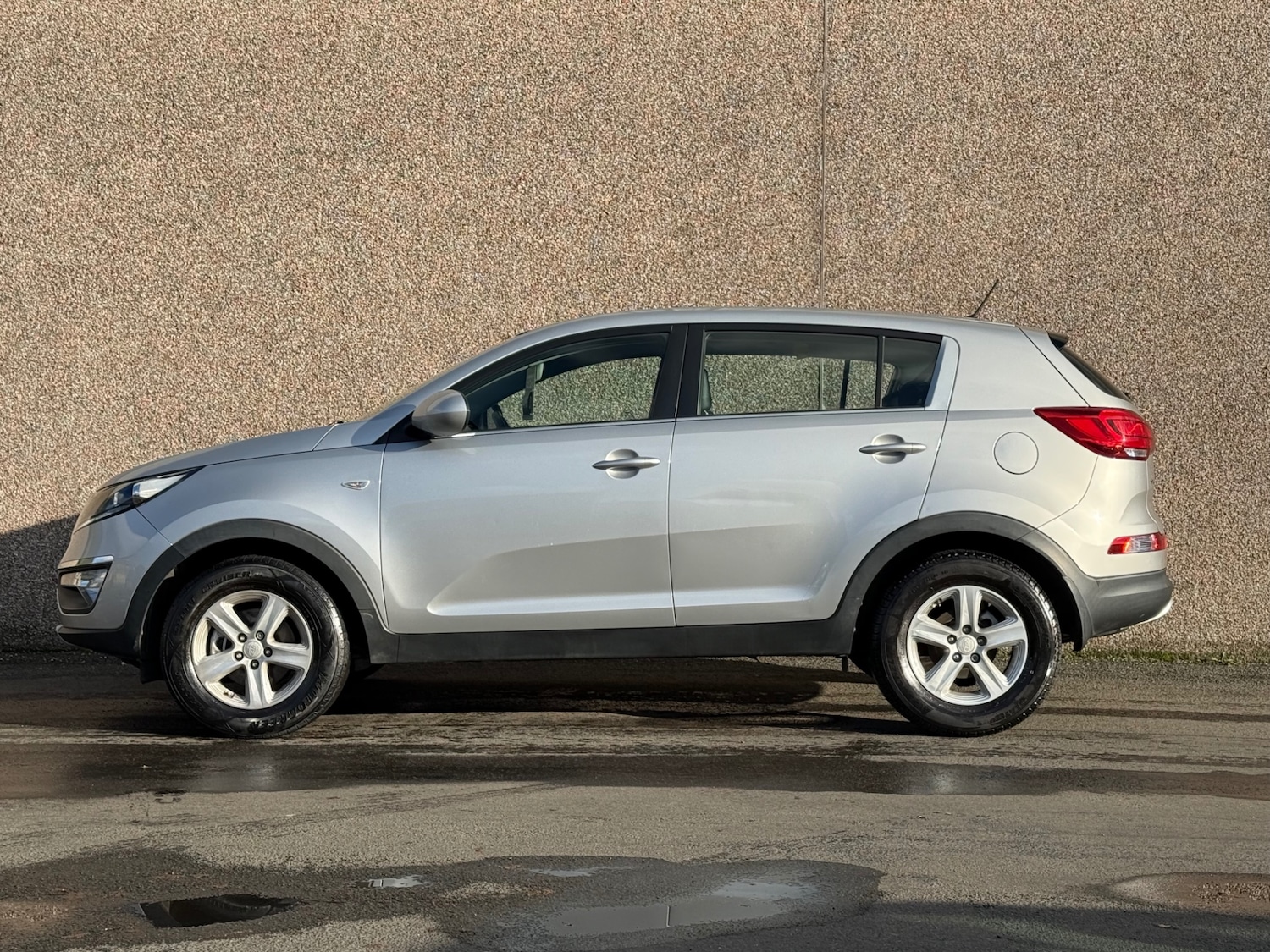 Used Kia Sportage 2015 for sale - 76532108: Photo 2