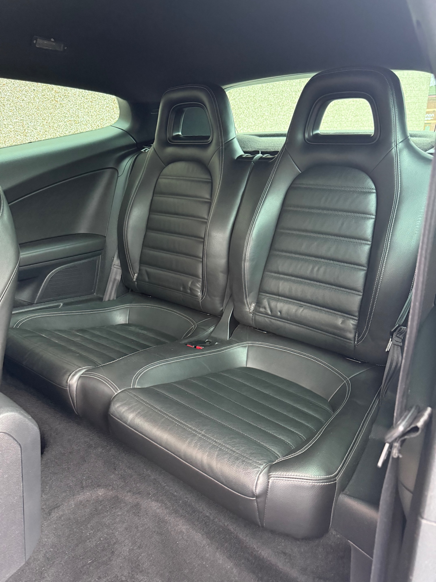 Used Volkswagen Scirocco 2011 for sale - 77052127: Photo 10