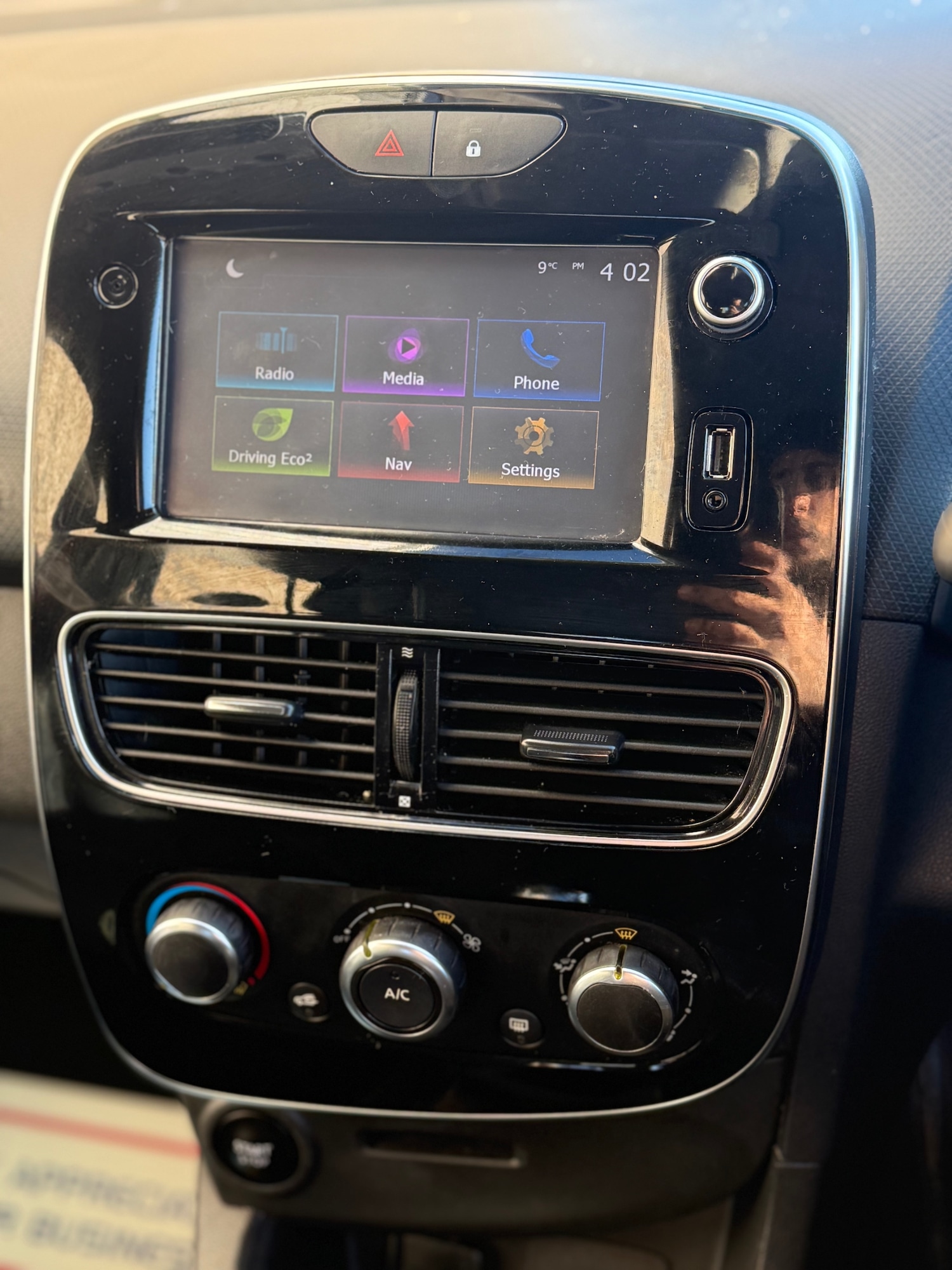 Used Renault Clio 2018 for sale - 77796825: Photo 10