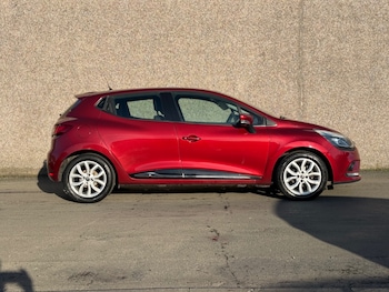 Used Renault Clio 2018 for sale - 77796825: Photo