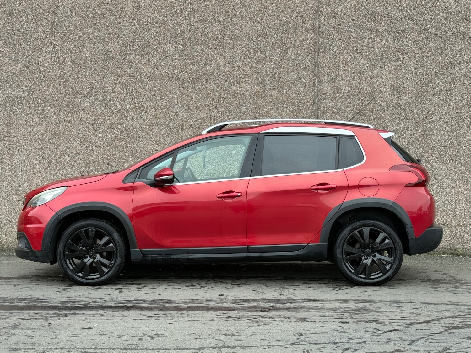 Used Peugeot 2008 2016 for sale - 76255289: Photo 2
