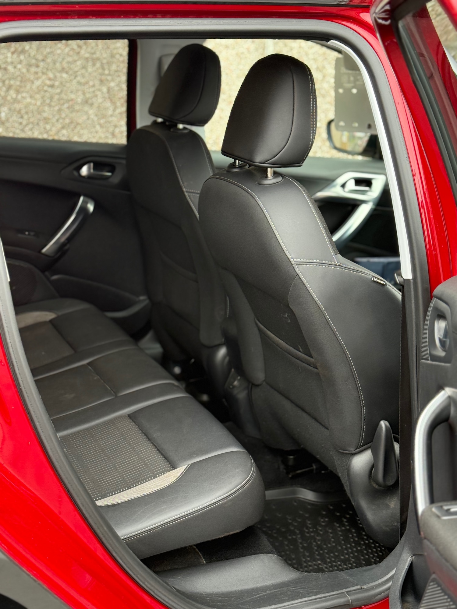 Used Peugeot 2008 2016 for sale - 76255289: Photo 8