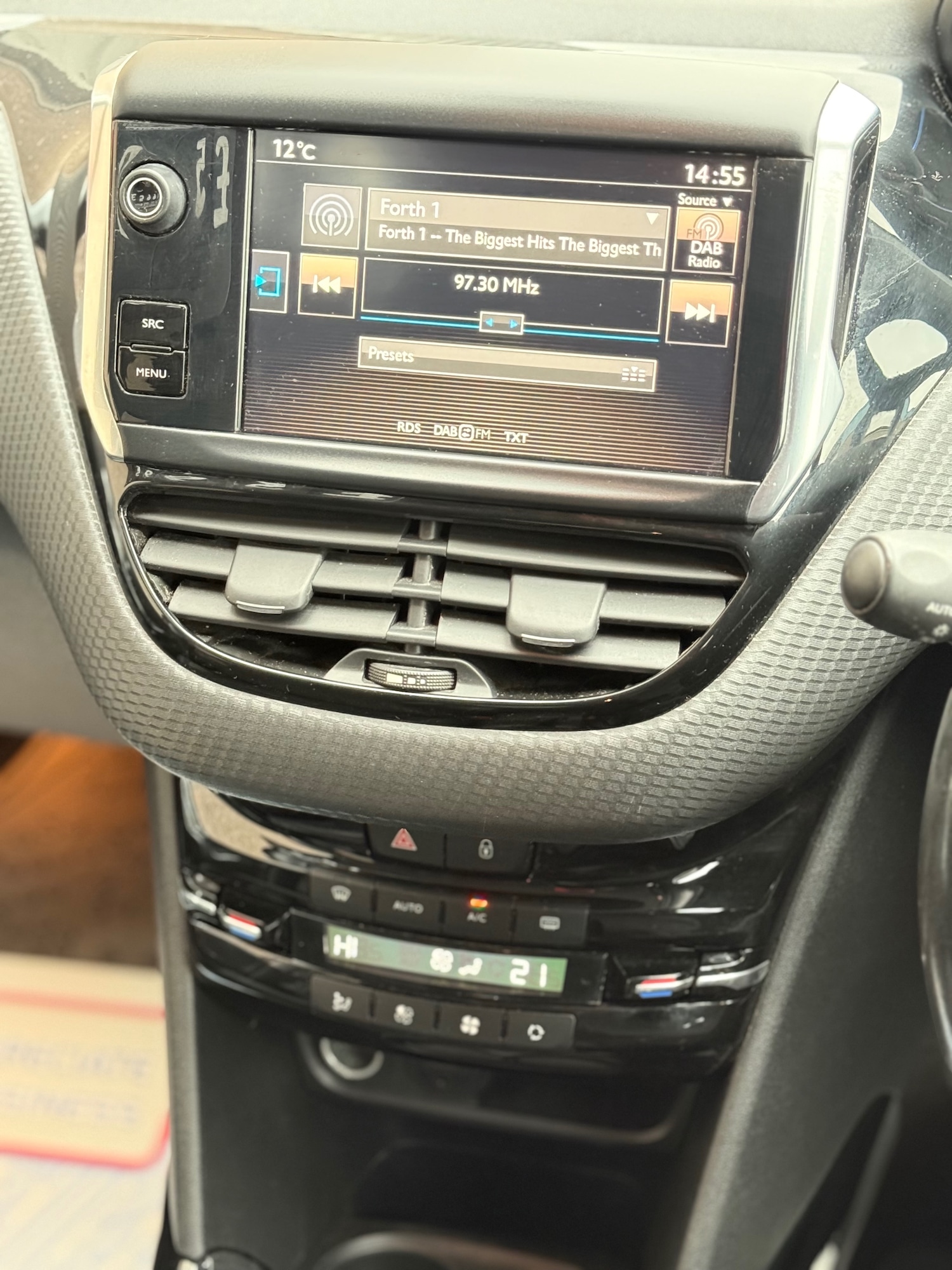 Used Peugeot 2008 2016 for sale - 76255289: Photo 9