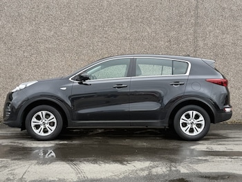 Used Kia Sportage 2017 for sale - 79173180: Photo