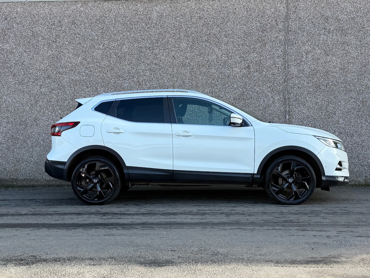 Used Nissan Qashqai 2018 for sale - 77973997: Photo 4