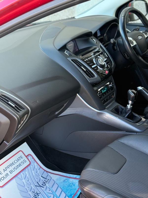 Used Ford Focus 2013 for sale - 76027098: Photo 7