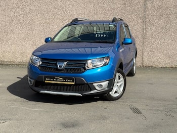 Used Dacia Sandero Stepway 2014 for sale - 79743125: Photo