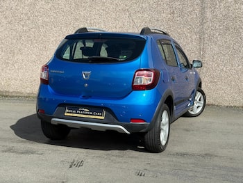 Used Dacia Sandero Stepway 2014 for sale - 79743125: Photo