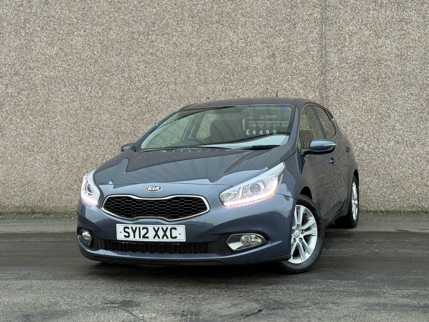 Used Kia Ceed 2012 for sale - 76652284: Photo 1
