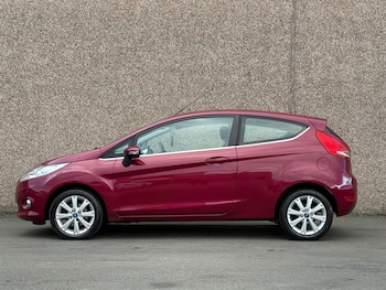 Used Ford Fiesta 2009 for sale - 76031116: Photo