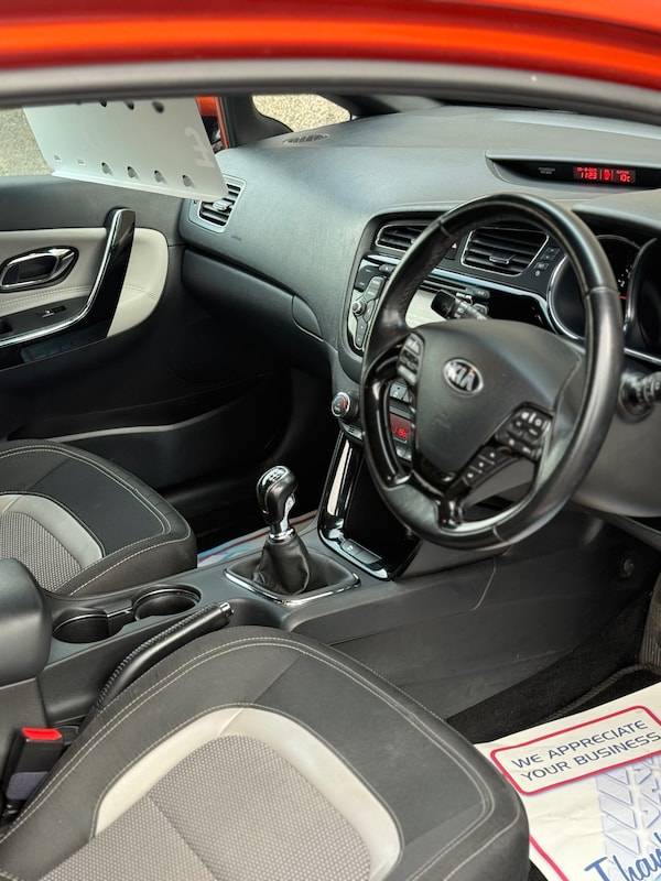 Used Kia Pro Ceed 2014 for sale - 76208672: Photo 6