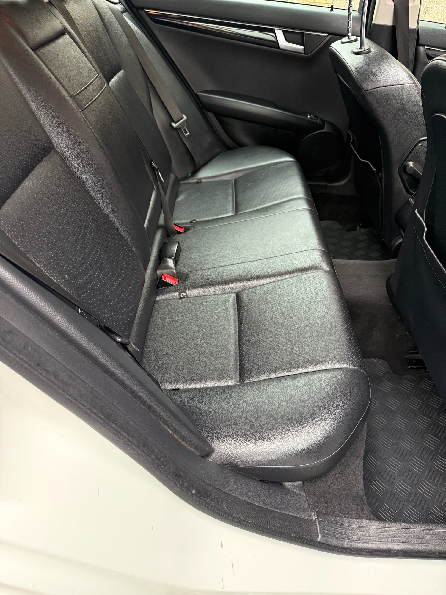 Used Mercedes-Benz C Class 2014 for sale - 76707472: Photo 11