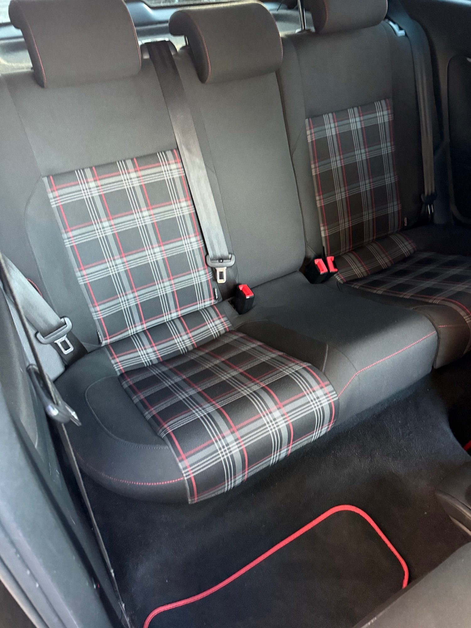 Used Volkswagen Polo 2016 for sale - 76837500: Photo 8