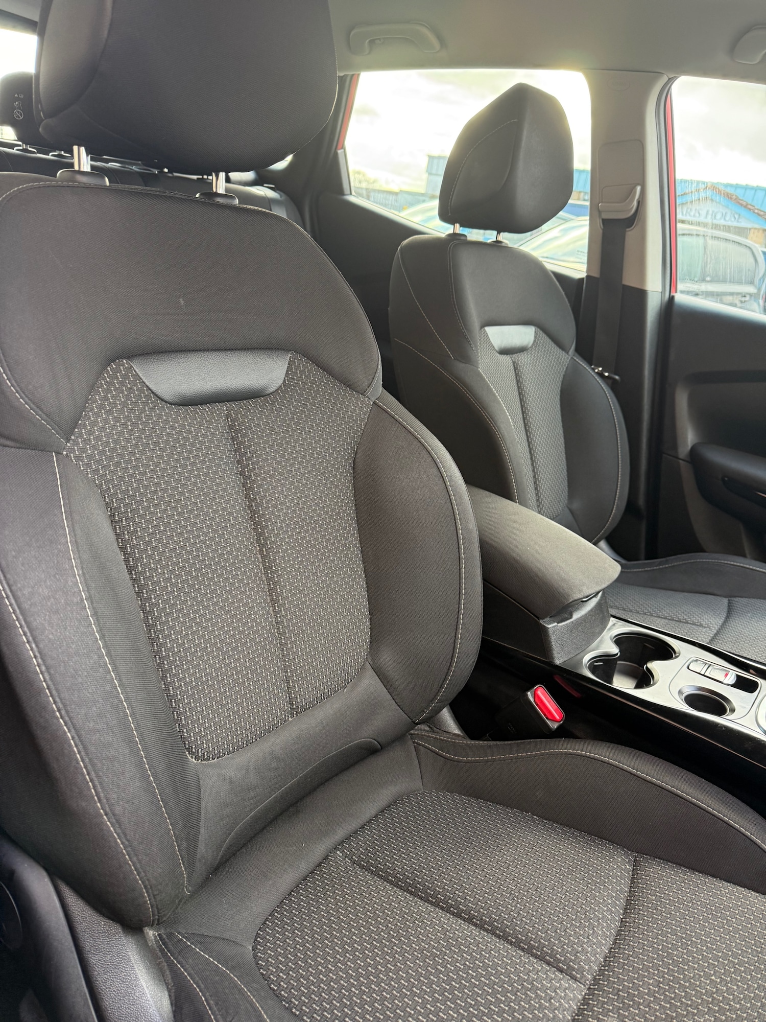 Used Renault Kadjar 2017 for sale - 77813419: Photo 8