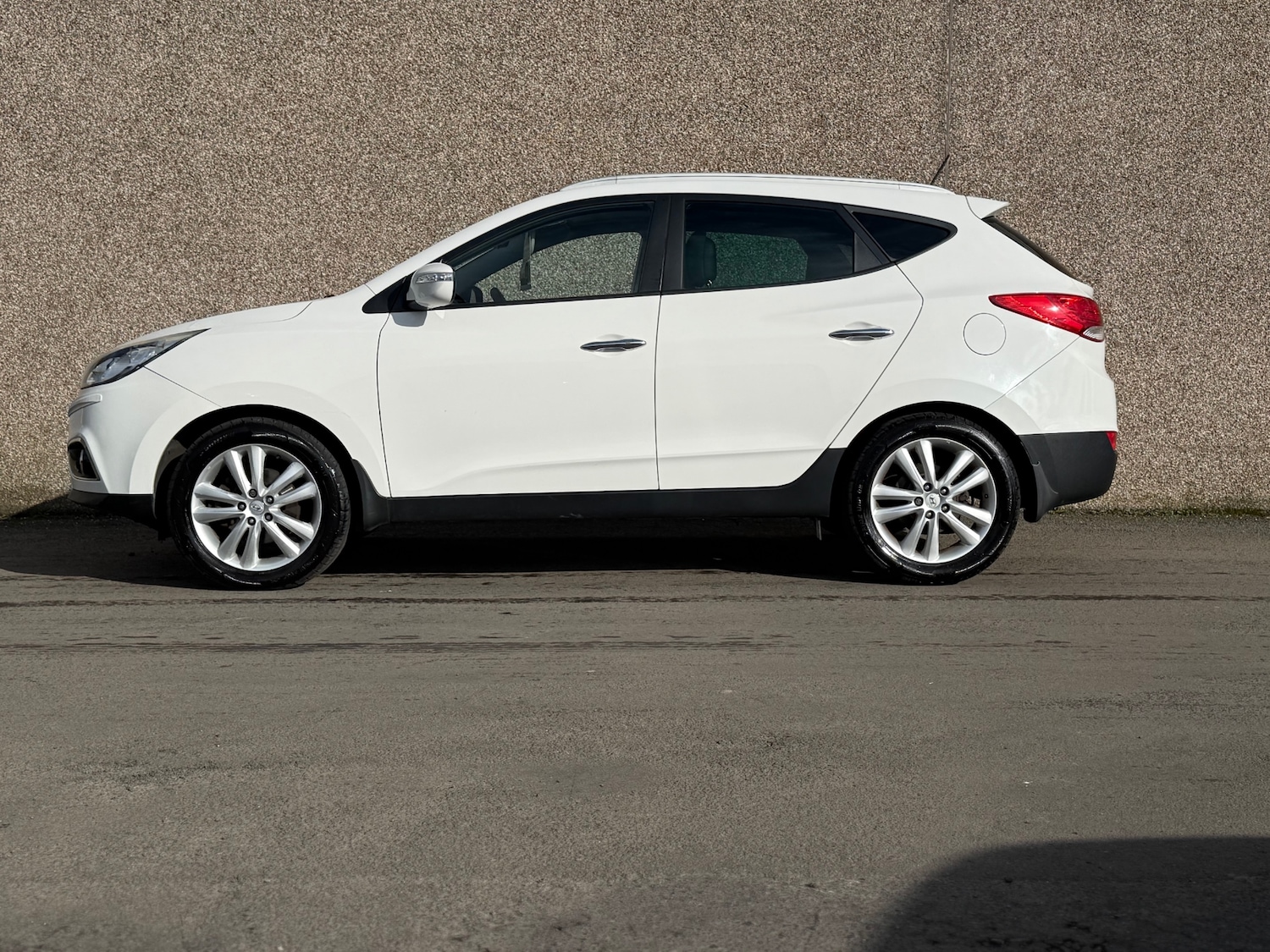 Used Hyundai Ix35 2012 for sale - 77802692: Photo 2