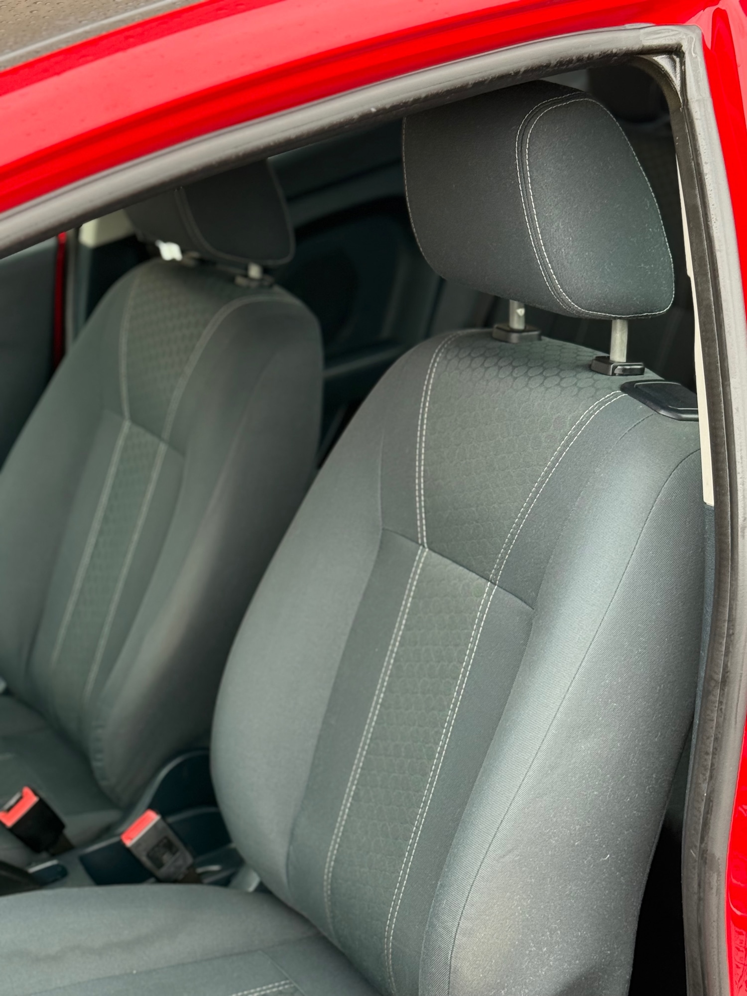 Used Ford Fiesta 2012 for sale - 76165351: Photo 6