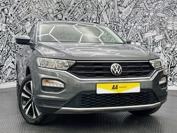 Used Volkswagen T-Roc 2021 for sale - 75855234: Photo