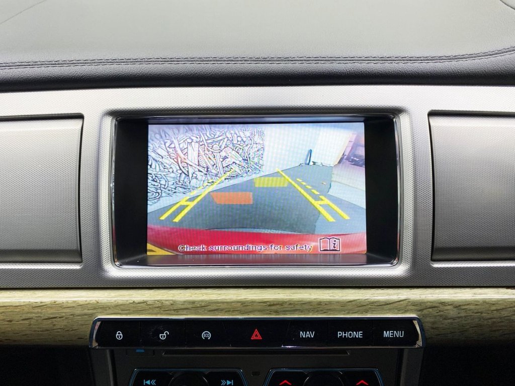 Used Jaguar XF 2014 for sale - 76670541: Photo 16