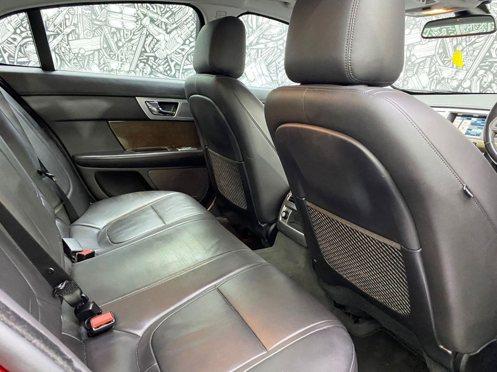 Used Jaguar XF 2014 for sale - 76670541: Photo 19