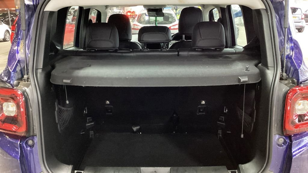 Used Jeep Renegade 2019 for sale - 76665682: Photo 12