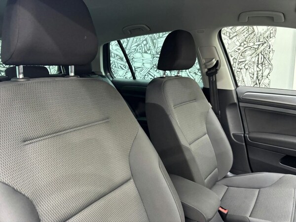 Used Volkswagen Golf 2019 for sale - 75370512: Photo 19
