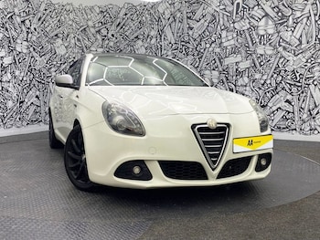 Used Alfa Romeo Giulietta 2013 for sale - 76768414: Photo