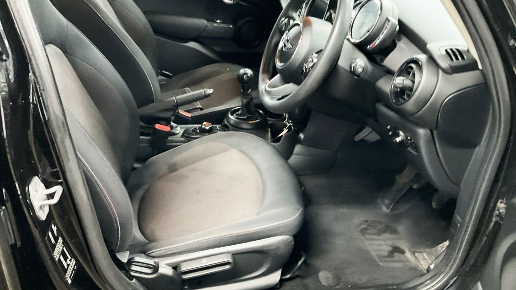 Used MINI Hatch 2018 for sale - 77111015: Photo 10