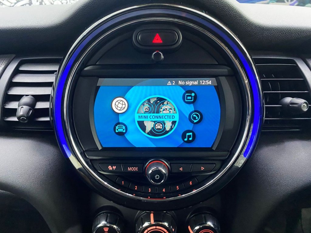 Used MINI Hatch 2018 for sale - 77111015: Photo 17