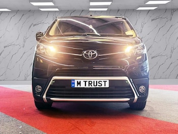 Used Toyota PROACE CITY Verso 2018 for sale - 78153499: Photo