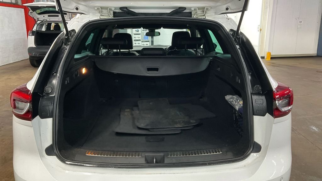 Used Vauxhall Insignia 2018 for sale - 77059632: Photo 13