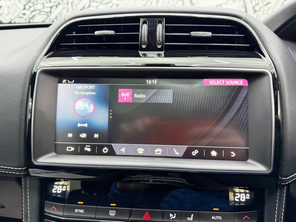 Used Jaguar F-Pace 2018 for sale - 77341870: Photo 19