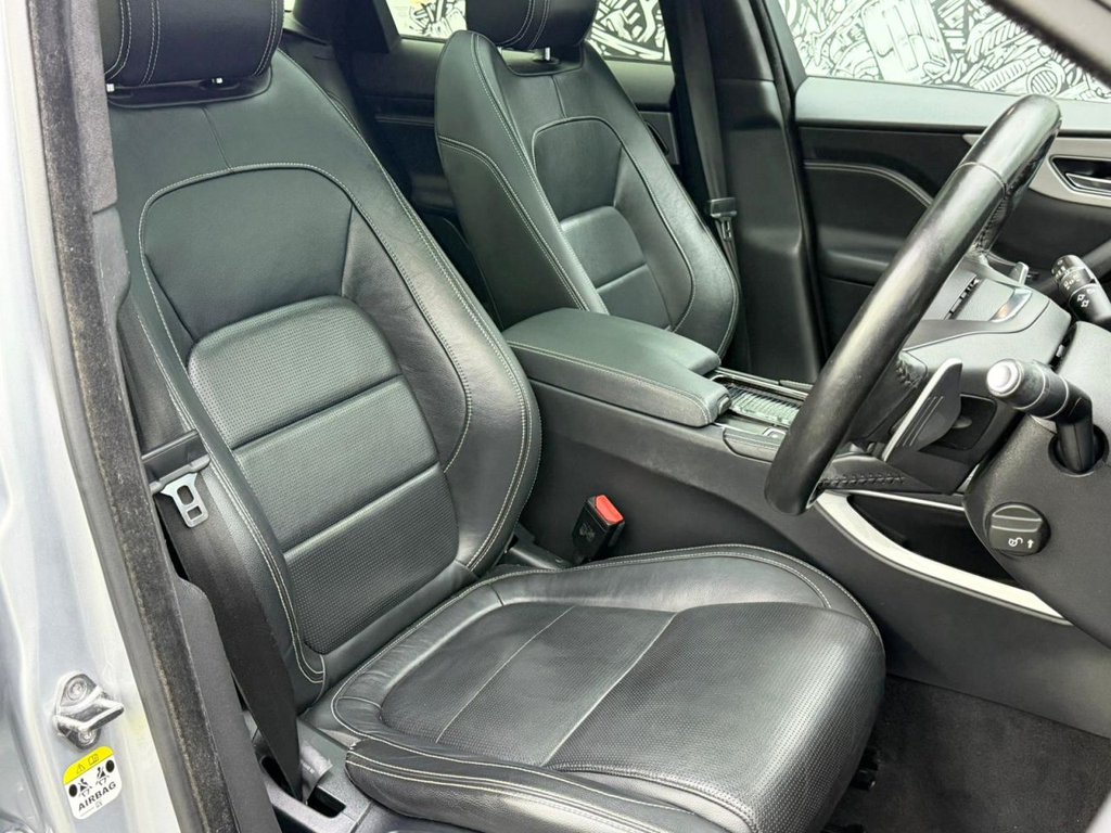 Used Jaguar F-Pace 2018 for sale - 77341870: Photo 32