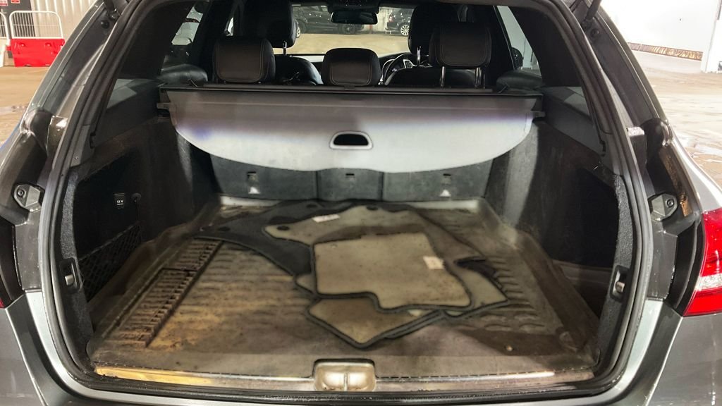 Used Mercedes-Benz C Class 2017 for sale - 77608908: Photo 15