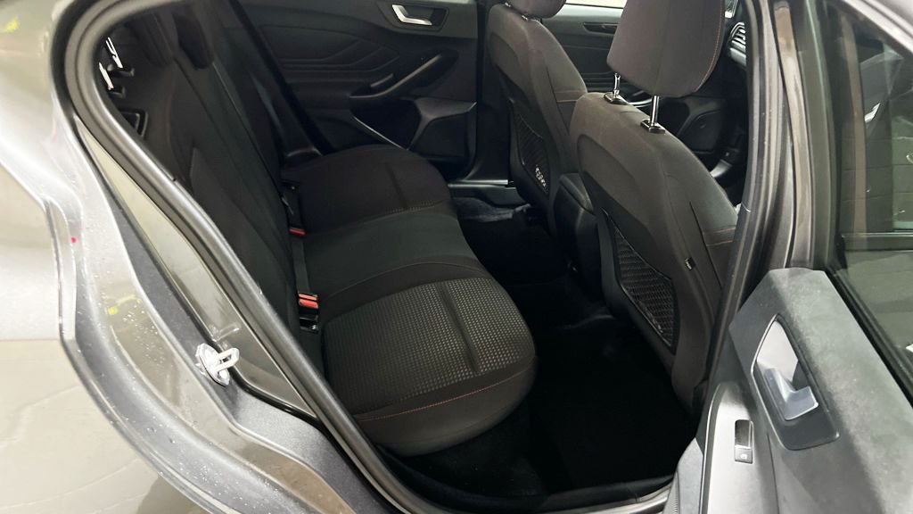 Used Ford Focus 2020 for sale - 76740403: Photo 11