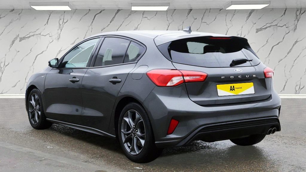 Used Ford Focus 2020 for sale - 76740403: Photo 3