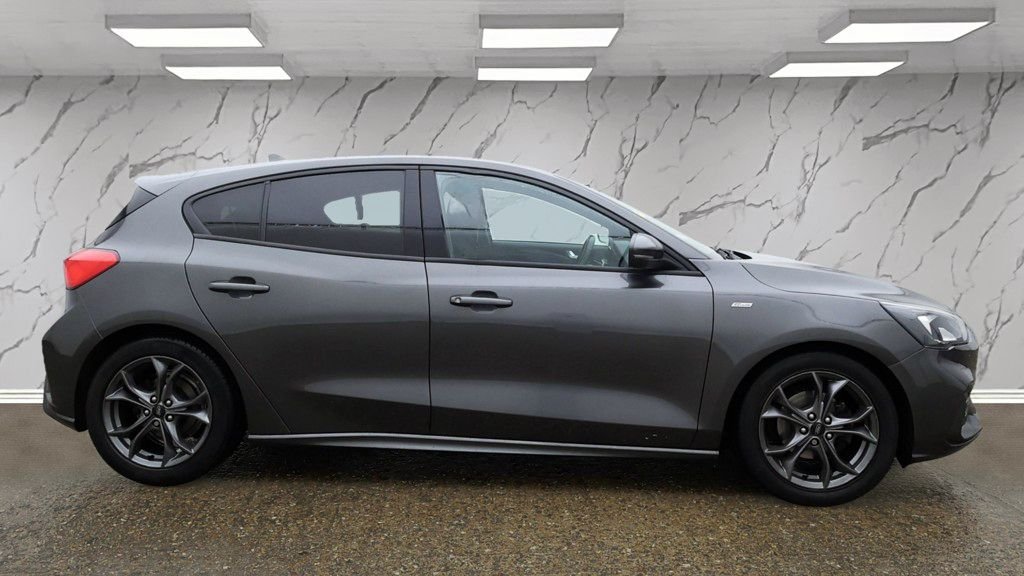 Used Ford Focus 2020 for sale - 76740403: Photo 5