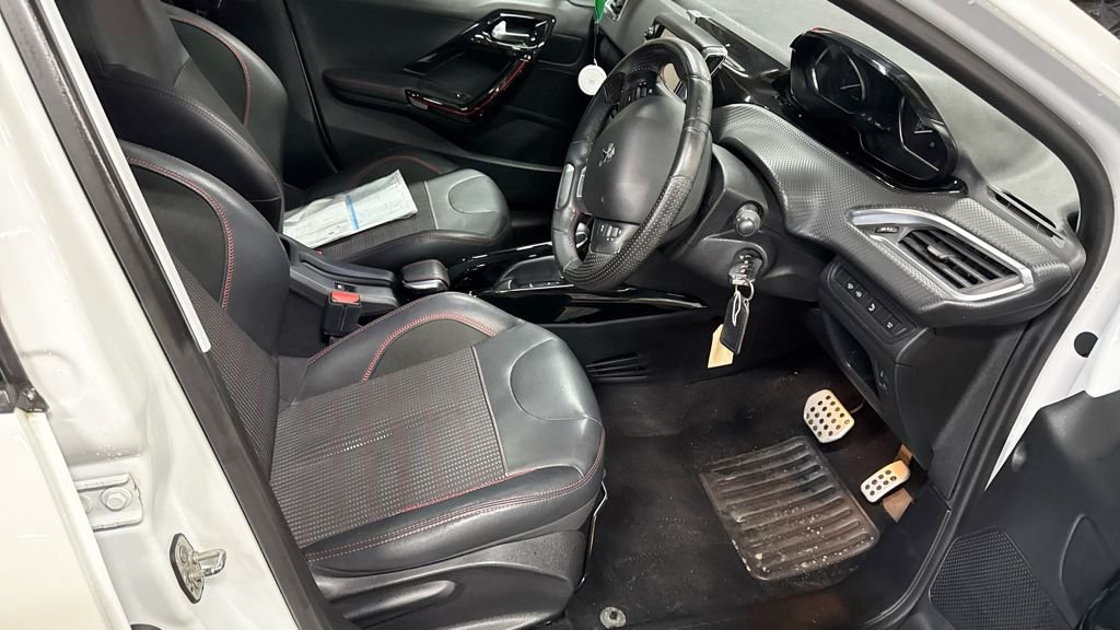 Used Peugeot 2008 2016 for sale - 77557866: Photo 13