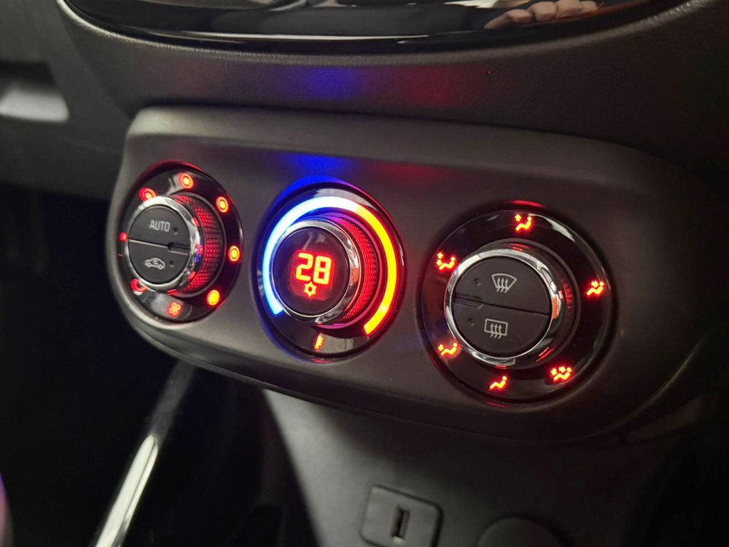 Used Vauxhall ADAM 2016 for sale - 77153481: Photo 17