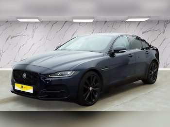 Used Jaguar XE 2020 for sale - 78145383: Photo