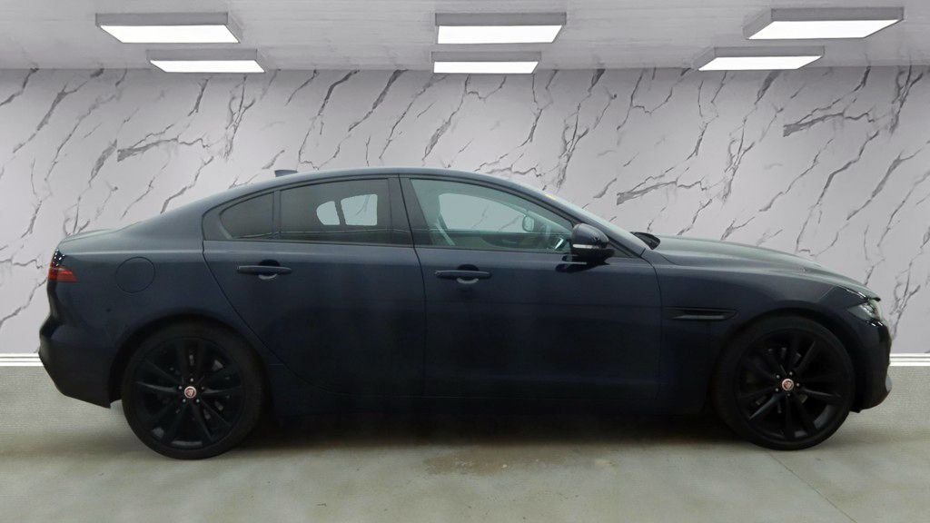 Used Jaguar XE 2020 for sale - 78145383: Photo 7