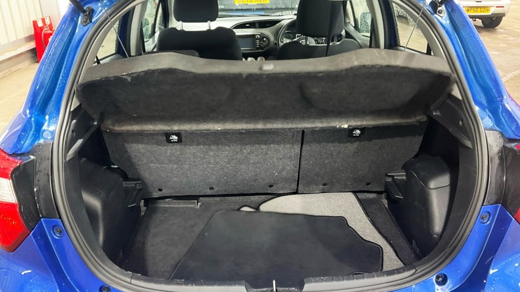 Used Toyota Yaris 2020 for sale - 76740680: Photo 12