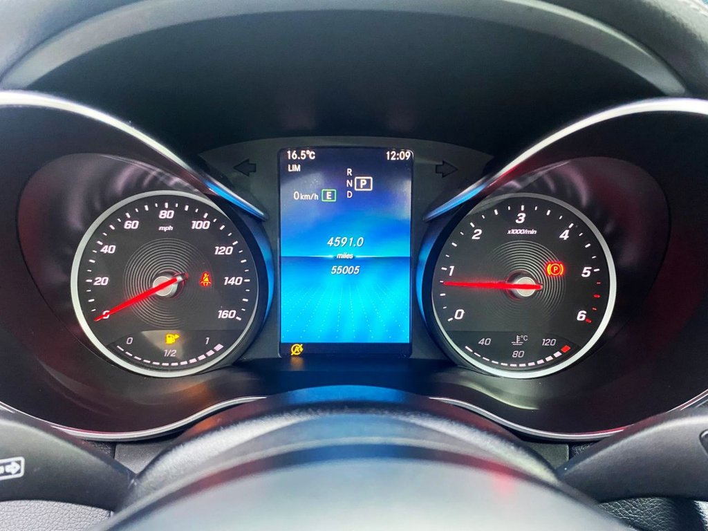 Used Mercedes-Benz C-Class 2019 for sale - 76092711: Photo 21