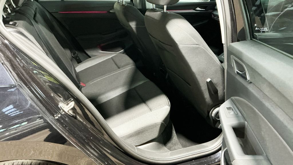 Used Volkswagen Golf 2021 for sale - 76740400: Photo 11