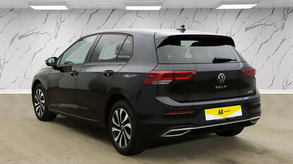 Used Volkswagen Golf 2021 for sale - 76740400: Photo 3