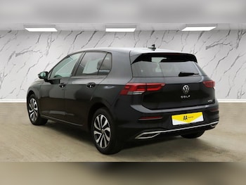 Used Volkswagen Golf 2021 for sale - 76740400: Photo