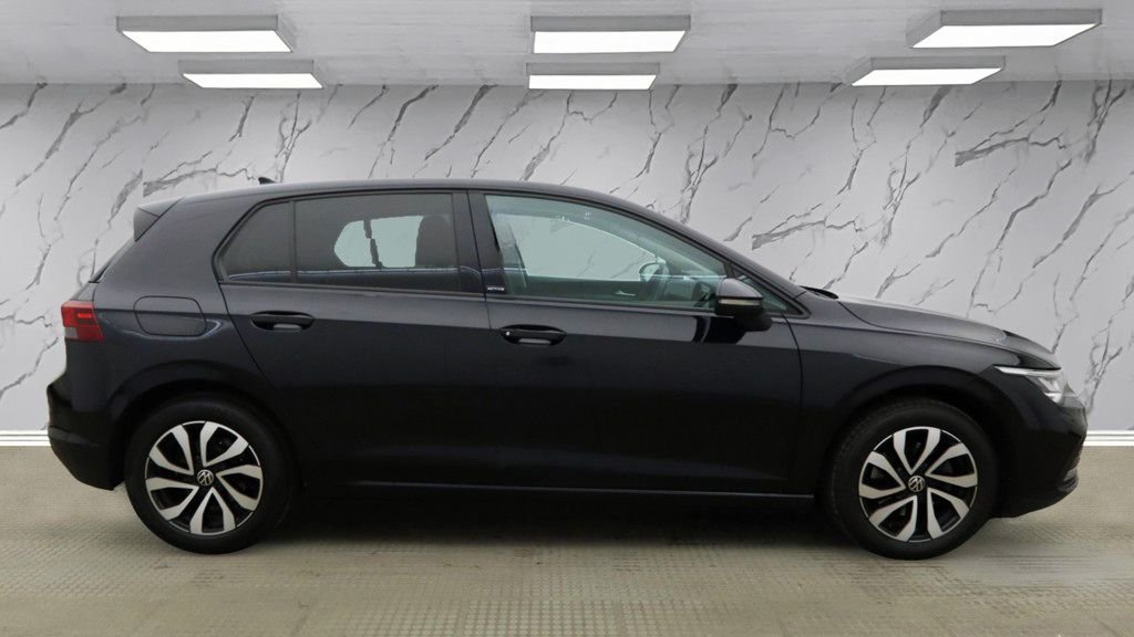 Used Volkswagen Golf 2021 for sale - 76740400: Photo 5