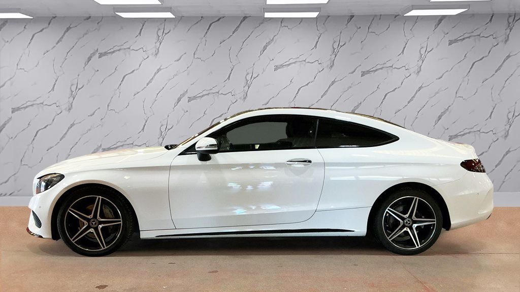Used Mercedes-Benz C Class 2017 for sale - 77642695: Photo 8
