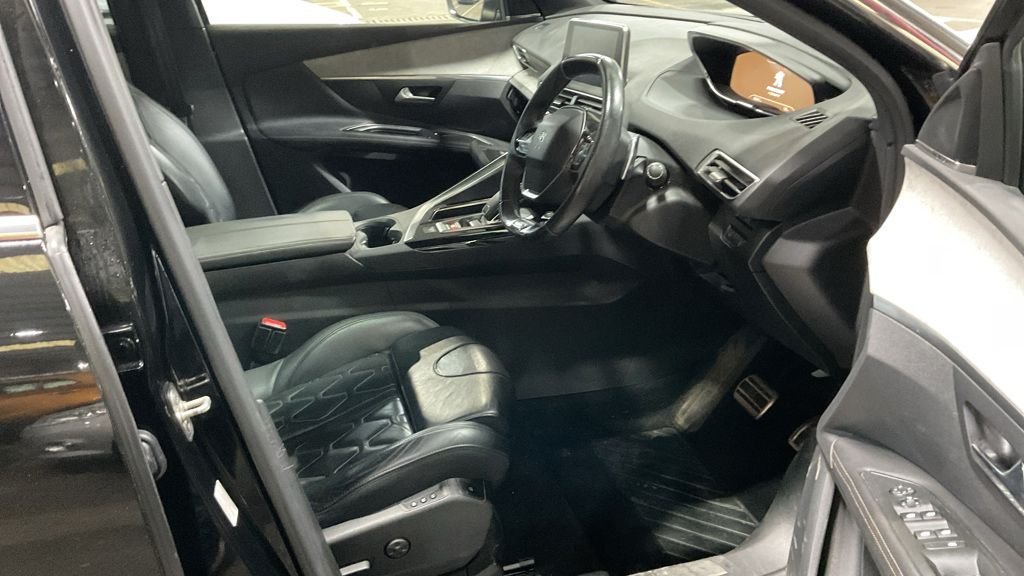 Used Peugeot 3008 2018 for sale - 77122272: Photo 10
