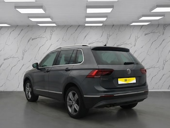 Used Volkswagen Tiguan 2018 for sale - 77341900: Photo